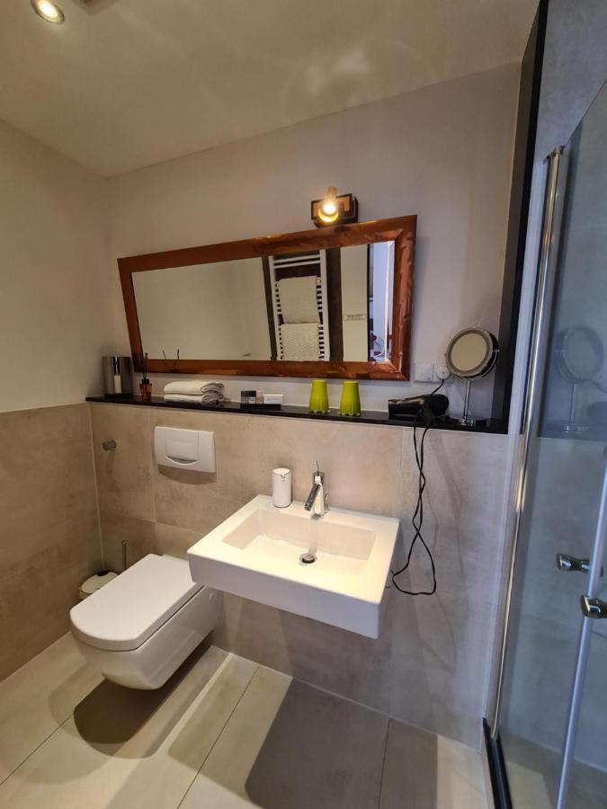 Hotel Aleo Bochum Bagian luar foto
