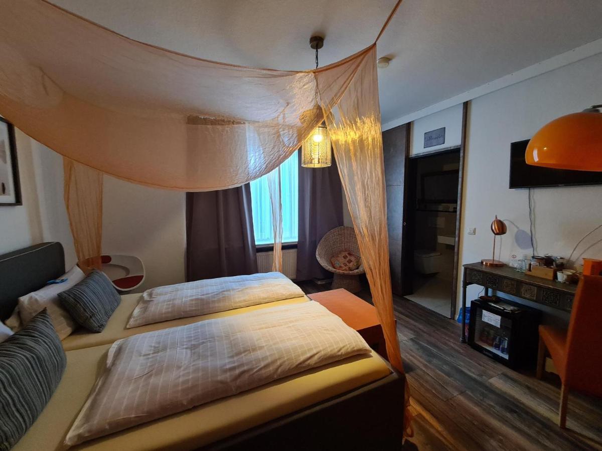 Hotel Aleo Bochum Bagian luar foto