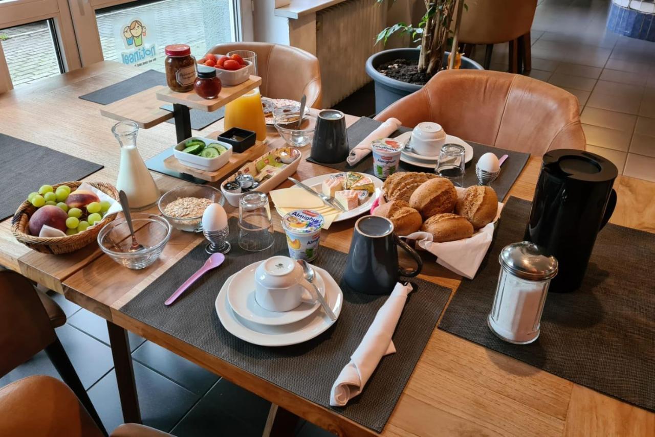 Hotel Aleo Bochum Bagian luar foto