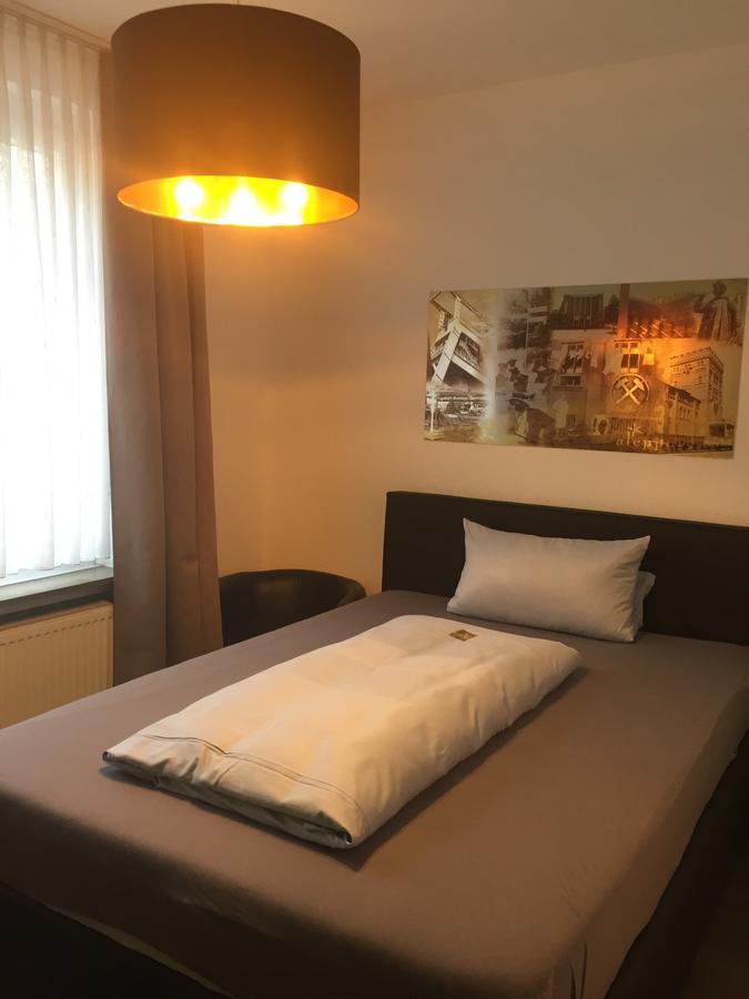 Hotel Aleo Bochum Bagian luar foto