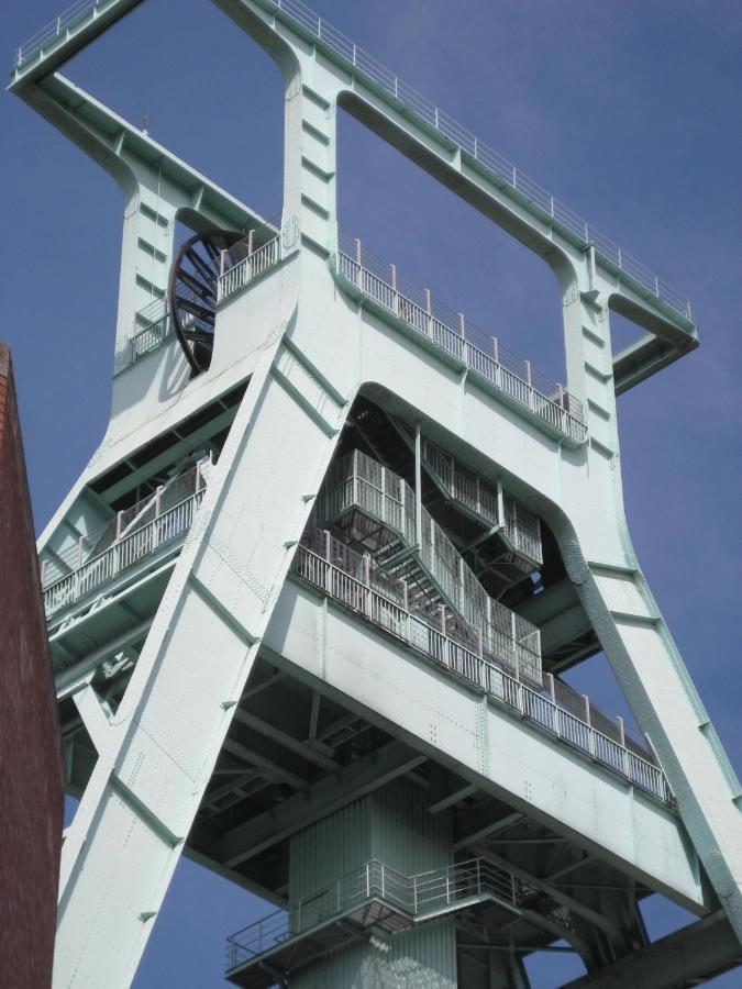 Hotel Aleo Bochum Bagian luar foto